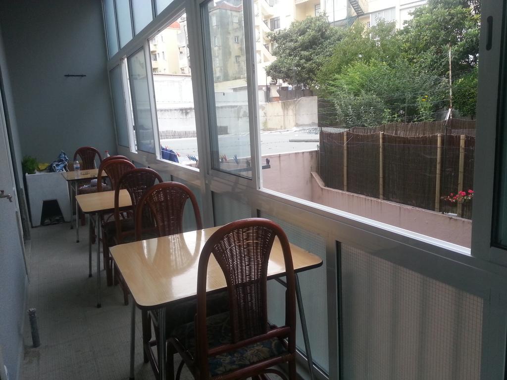 Lisbon Gambori Hostel Exterior photo